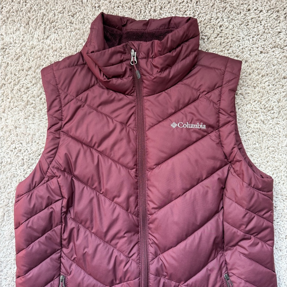 Columbia Women's Maroon Joy Peak II Vest - Picture 2 of 4